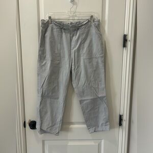 Athleta Trekkie pants size 12. Light gray. EUC